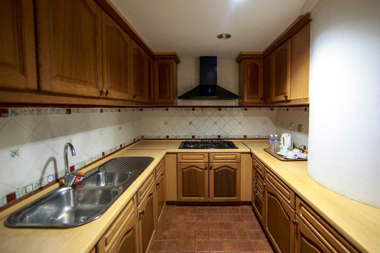 Beta Service Apartment Лабуан Экстерьер фото